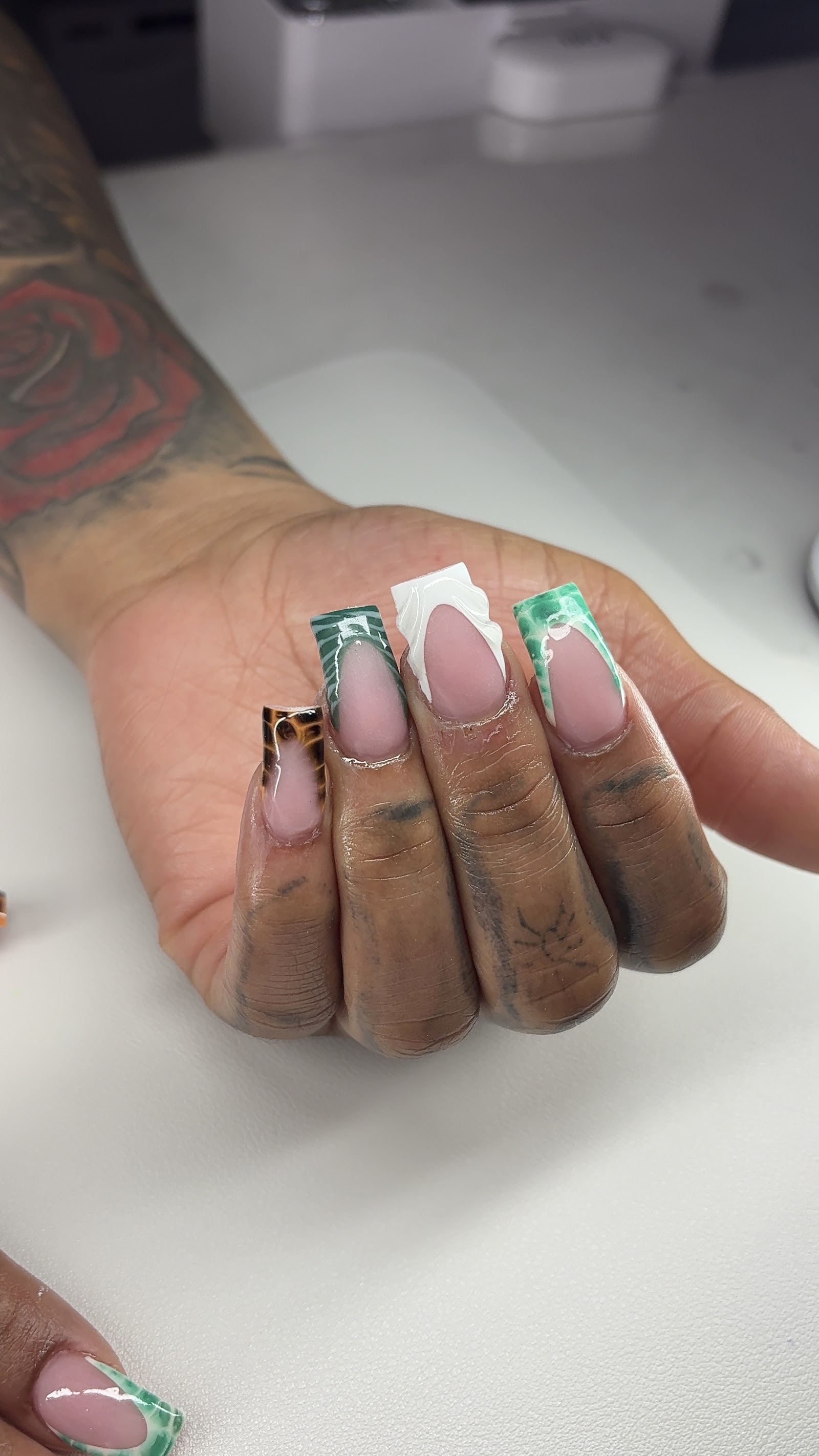 Poppinn Nails nail photo 6